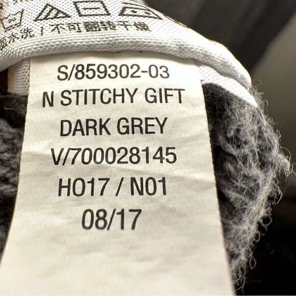 Old Navy Dark Gray Heathered Cozy Shaker-Stitch Pullover Sweater - Picture 8 of 8